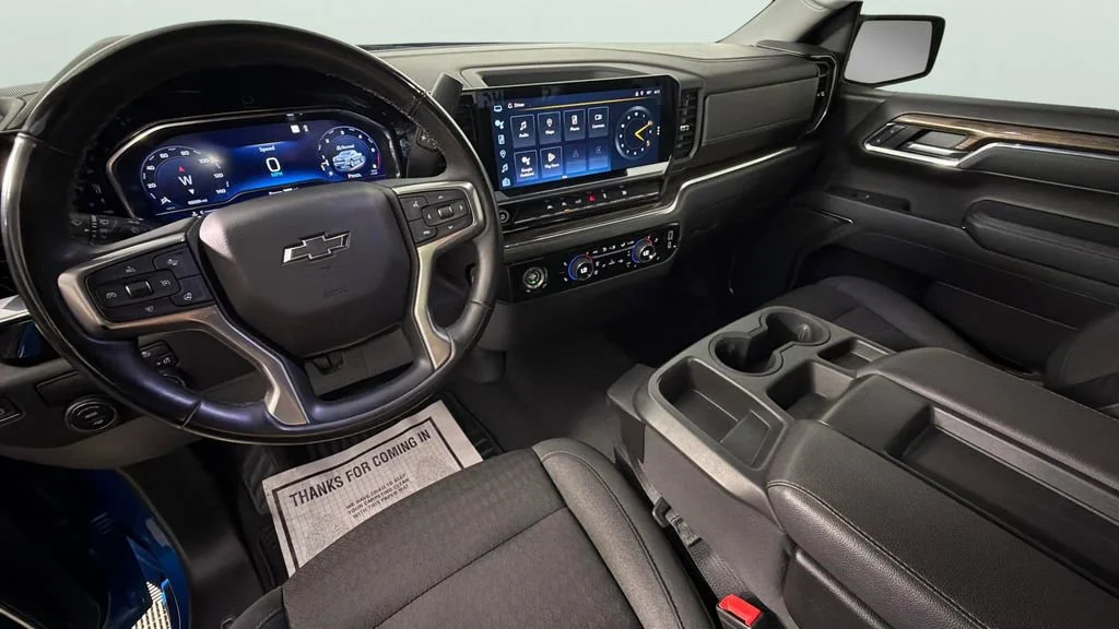 Used 2023 Glacier Blue Metallic Chevrolet RST image 19
