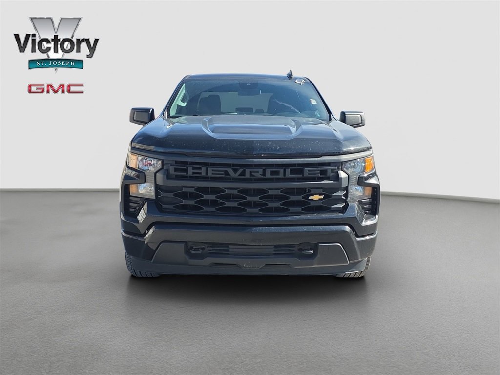 Used 2023 Chevrolet Silverado 1500 Custom with VIN 3GCPDBEK7PG198283 for sale in Kansas City