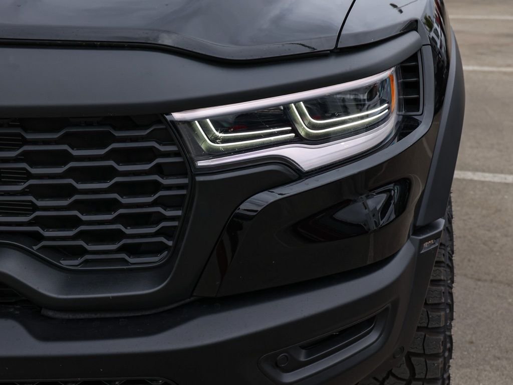 New 2026 Diamond Black Crystal Pearl-Coat Exterior Paint RAM RHO image 9