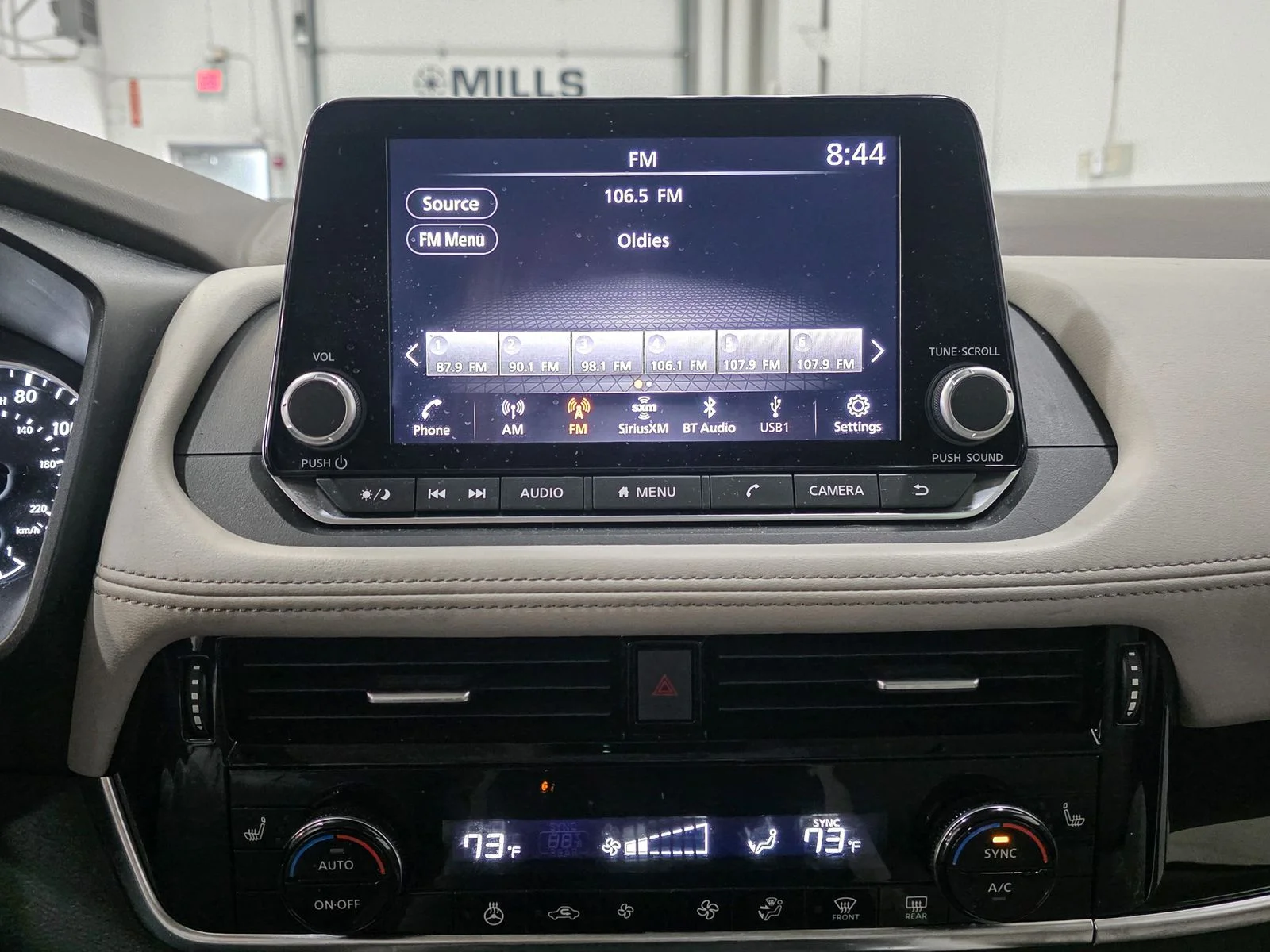 Used 2023 White Nissan SL image 26