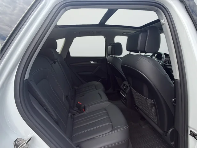 Used 2021 White Audi 45 Premium Plus image 25