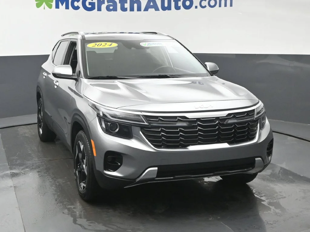 Certified Used 2024 Gray Kia EX image 5