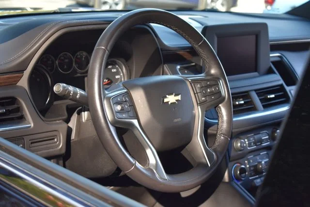 2022 Chevrolet Suburban LS - Photo 22