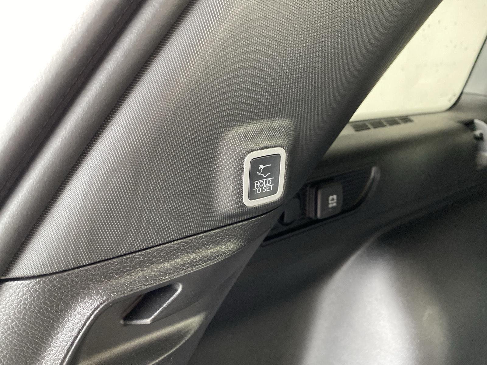 Used 2026 Bright White Clearcoat Jeep Laredo image 15