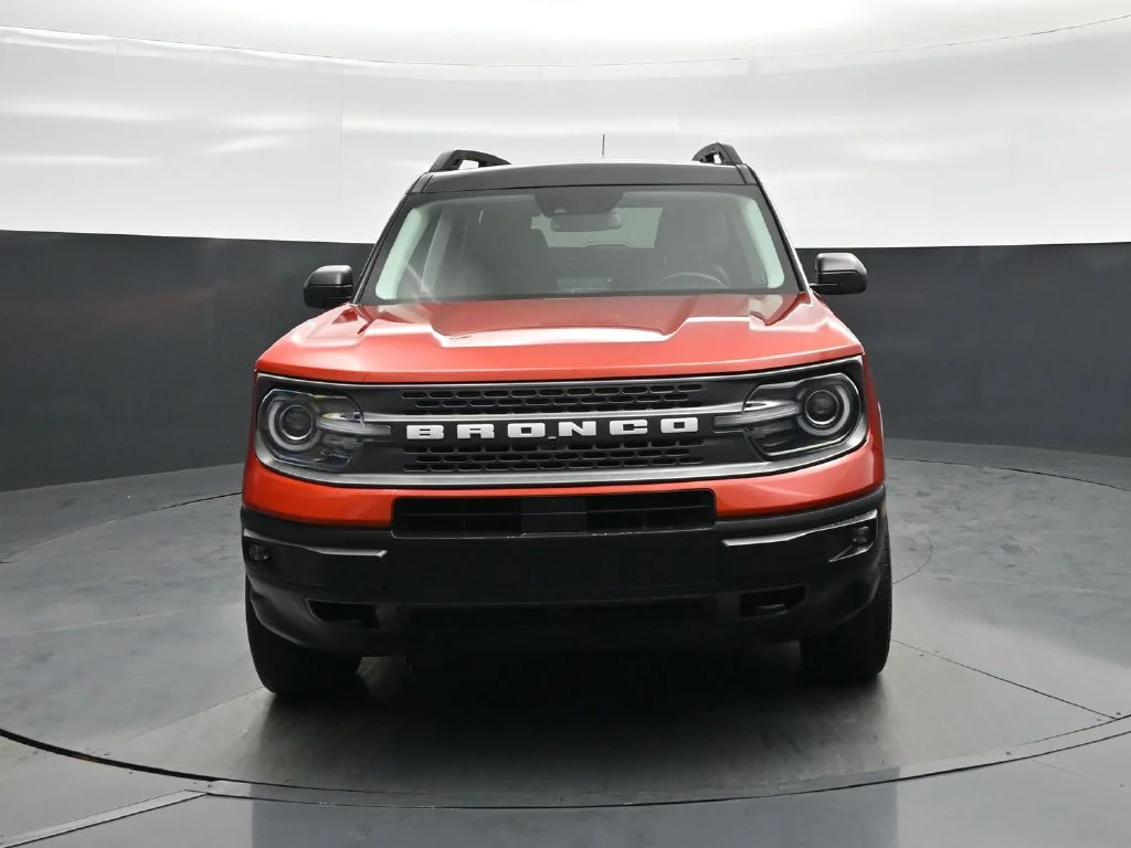 Used 2023 Red Ford Badlands image 19
