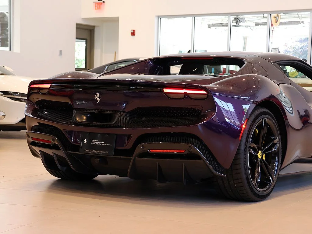 Certified Used 2025 Viola Hong Kong Ferrari  image 39