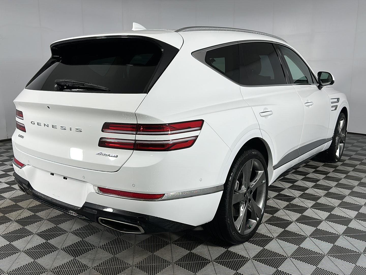Used 2023 Alta White Genesis 3.5T image 32