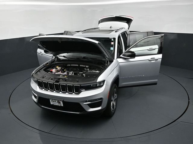 Used 2023 Silver Jeep 4xe image 26