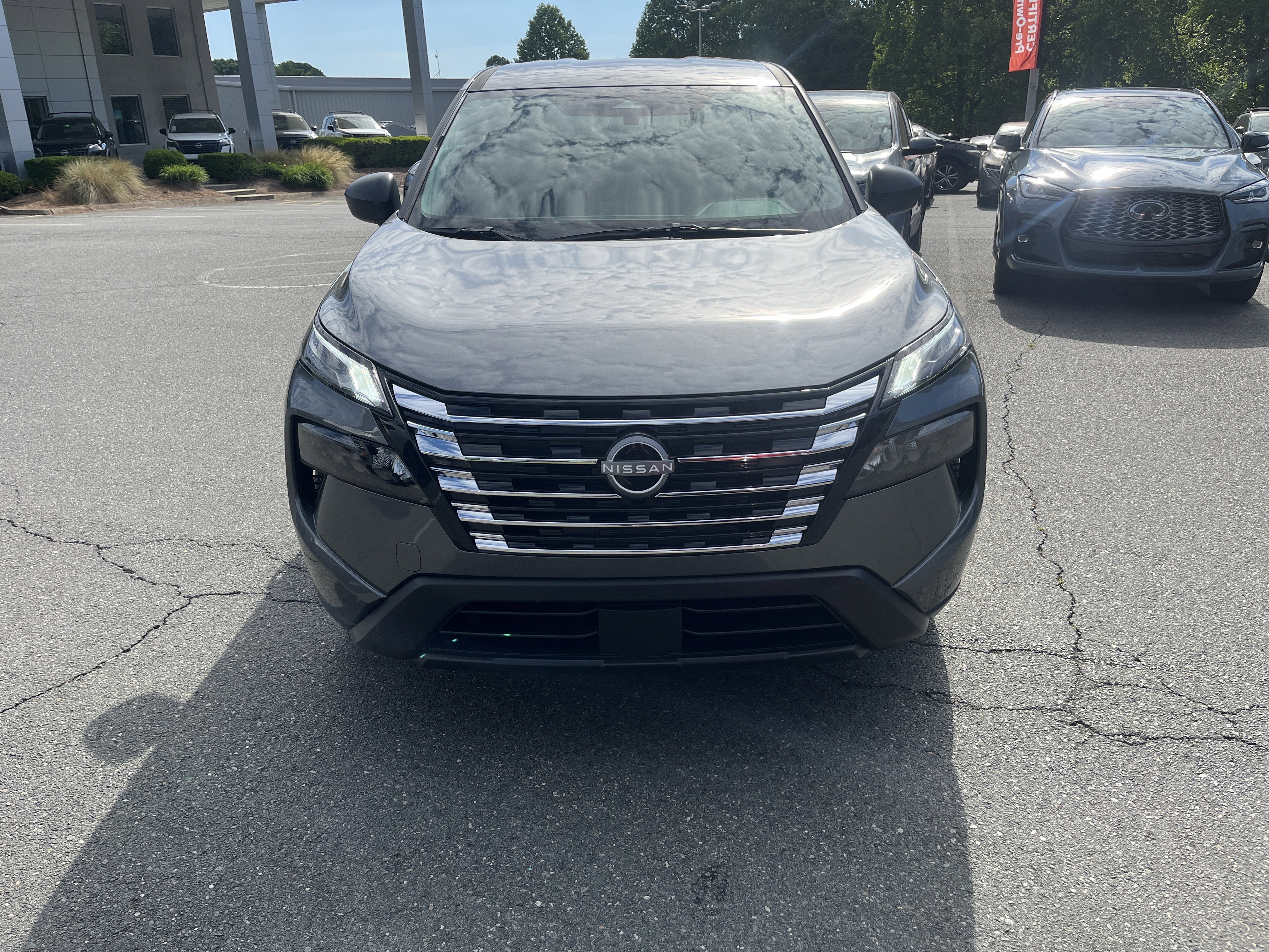 Used 2026 Gun Metallic Nissan  image 8