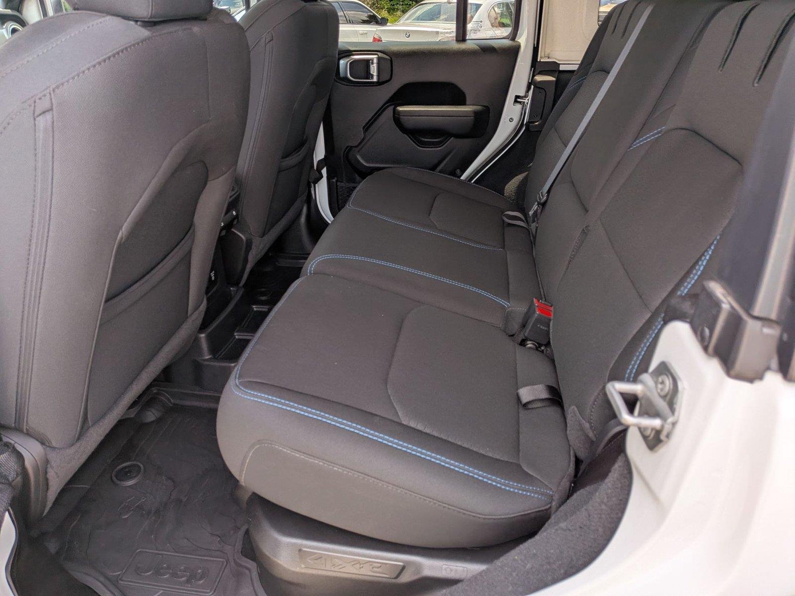Used 2023 Bright White Clearcoat Jeep Rubicon image 31