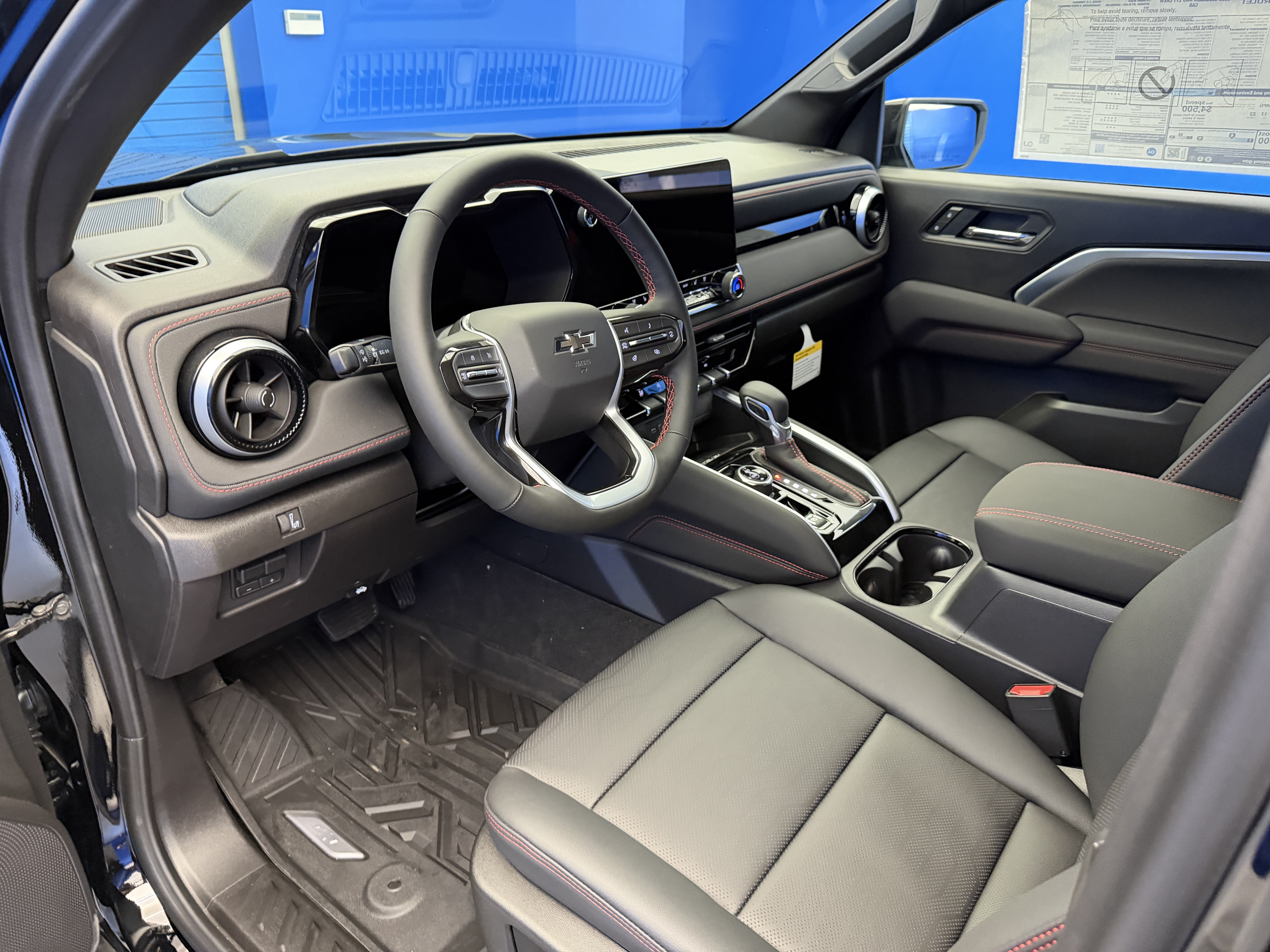 2026 Chevrolet Colorado Z71 - Photo 11