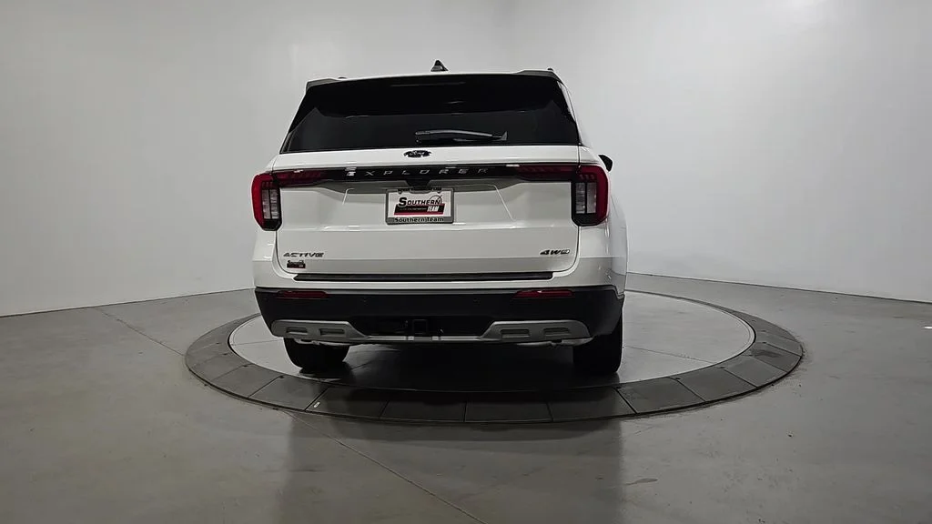 Used 2026 White Ford Active image 4