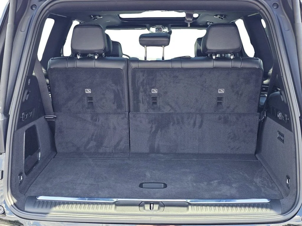 2026 Jeep Grand Wagoneer Summit Obsidian - Photo 11