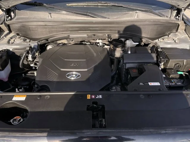 Used 2025 Gray Hyundai SEL image 26