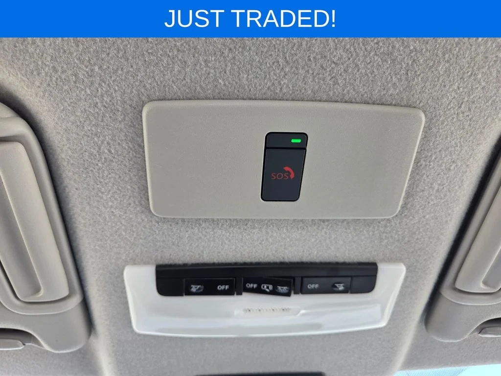 Used 2024 Gray Nissan SR image 19