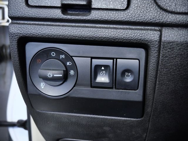 Used 2012 White Ford SEL image 26