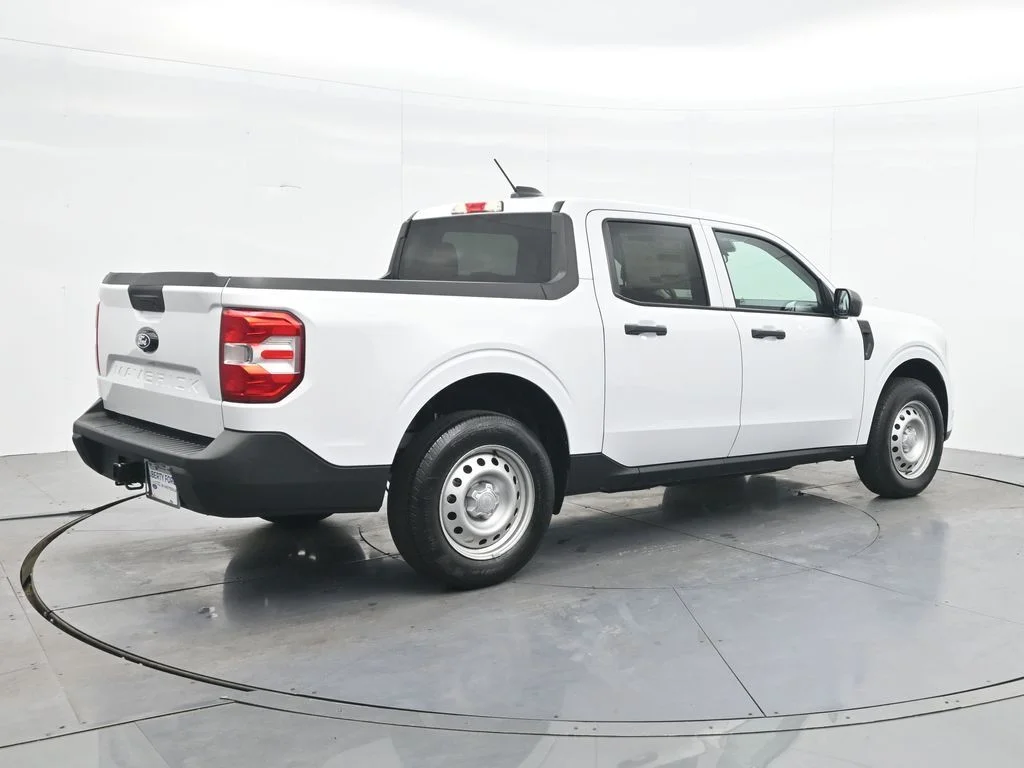 New 2026 White Ford XL image 7