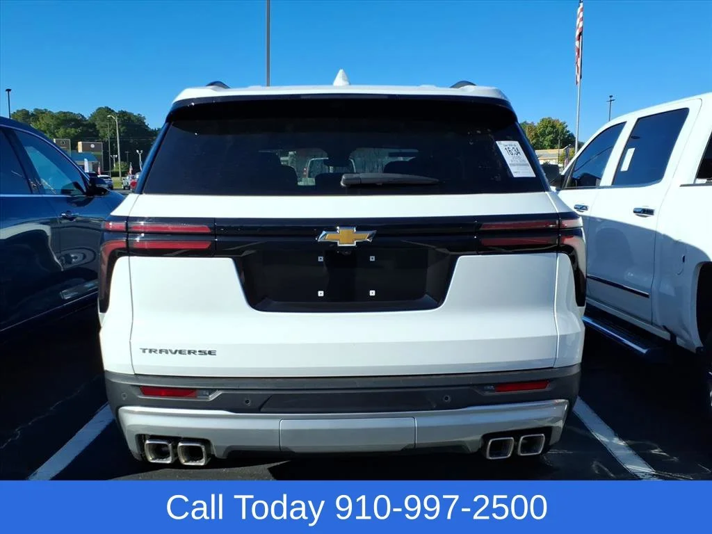 Used 2026 Summit White Chevrolet LT image 5