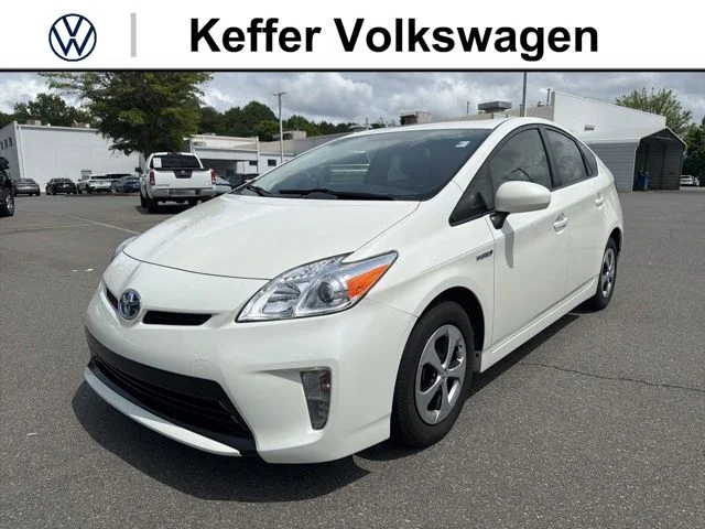 2015 Toyota Prius 2015 Toyota Prius Hybrid 5D Hatchback