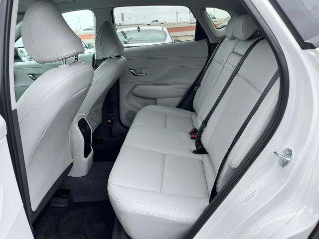 2026 Hyundai Kona SEL Premium - Photo 18