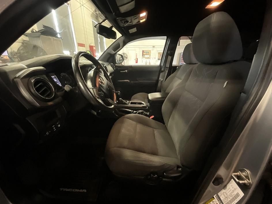 Used 2017 Silver Toyota TRD Off-Road image 4