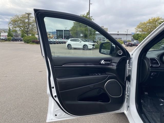 Used 2021 White Jeep Overland image 11