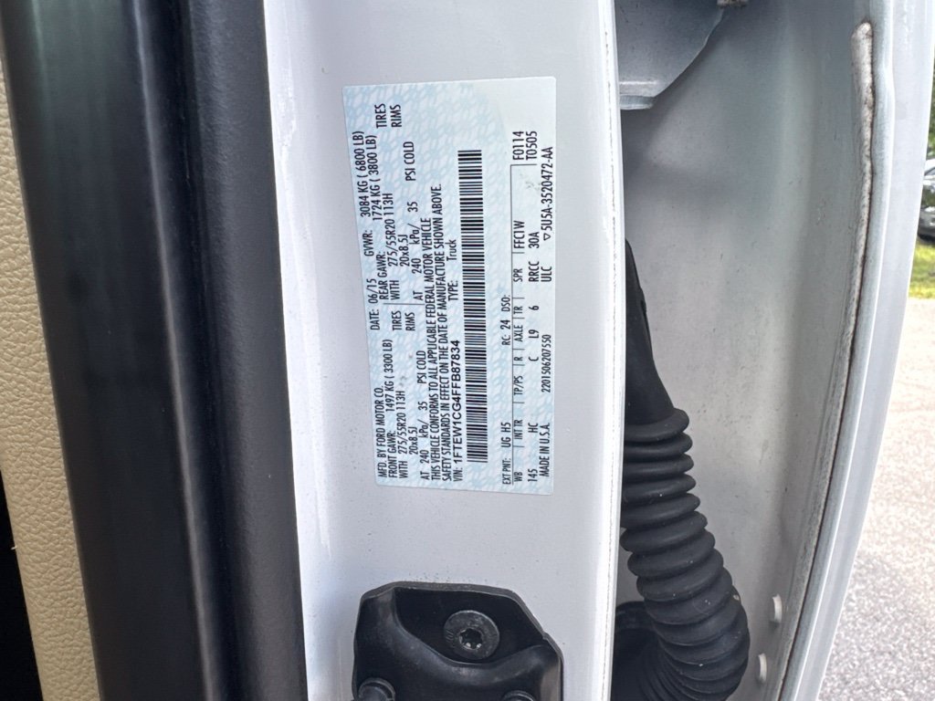 Used 2015 White Ford Lariat image 14