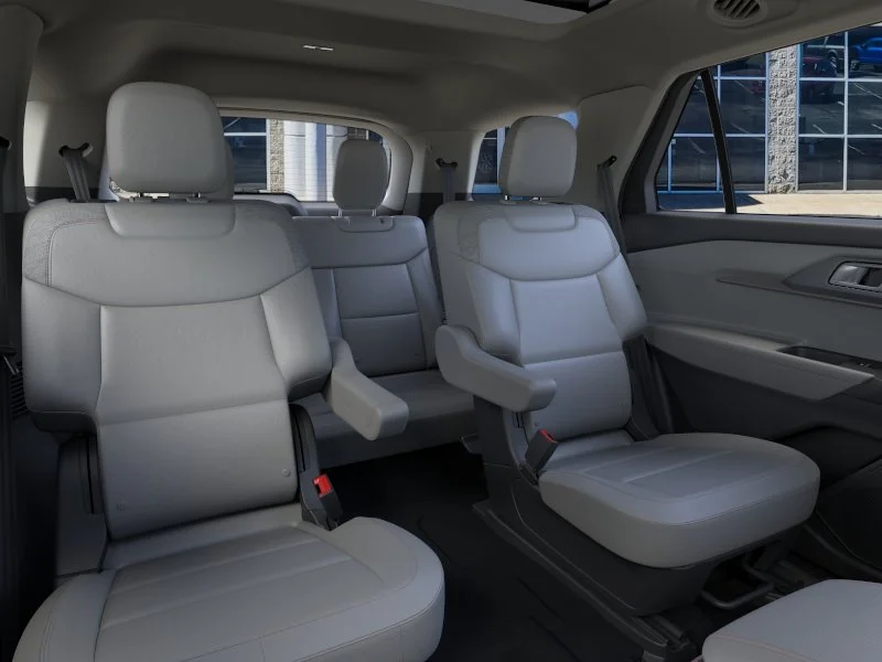 New 2026 Star White Metallic Tri-Coat Ford Active™ image 11