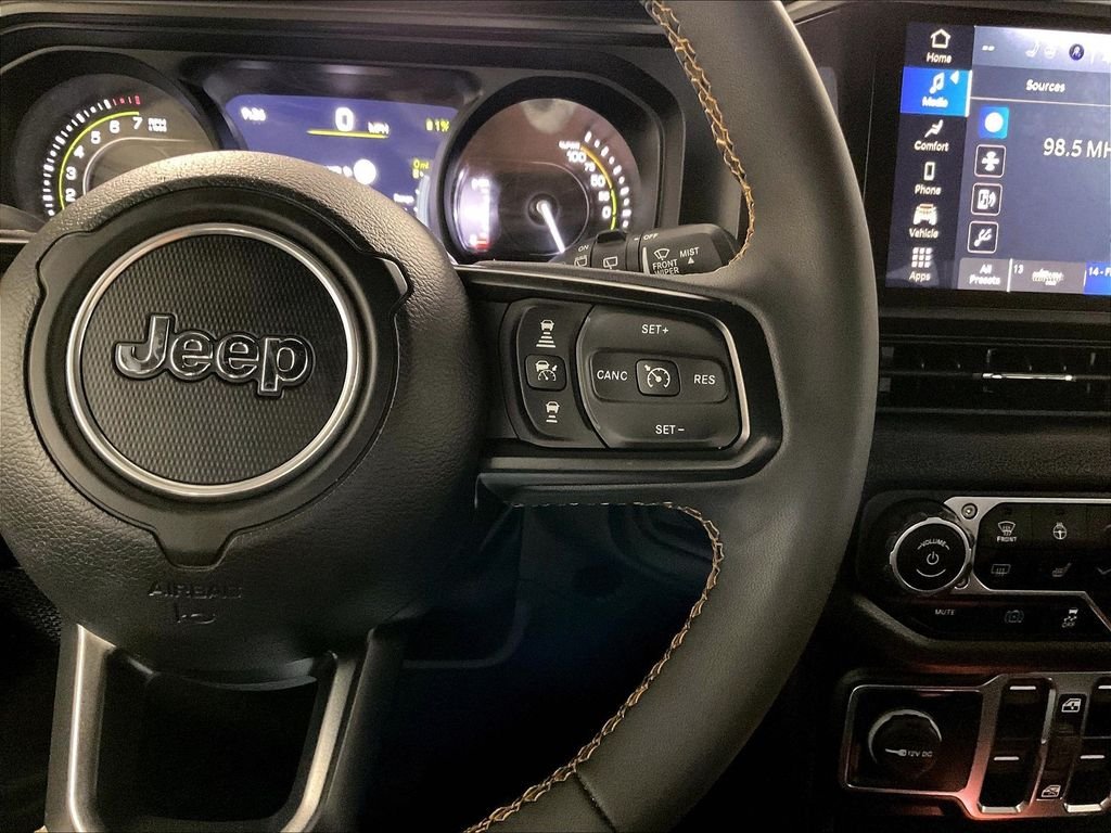 Used 2024 White Jeep Sport S 4xe image 23