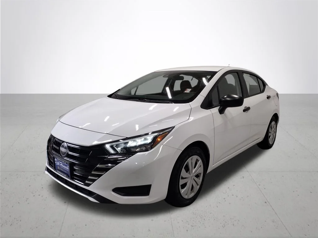 Used 2025 White Nissan 1.6 S image 2