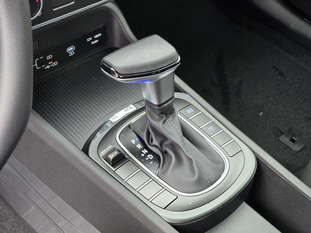 New 2027 Gray Hyundai SE image 16