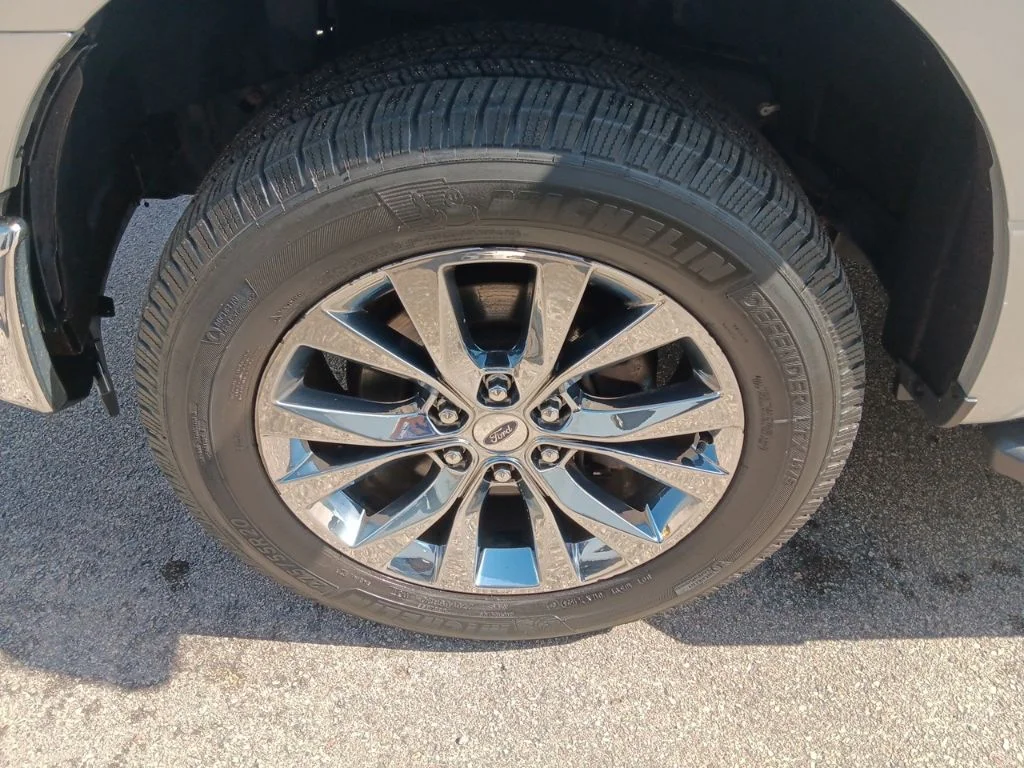 Used 2016 Ingot Silver Metallic Ford XLT image 12