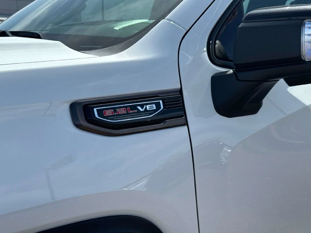 2026 GMC Sierra 1500 AT4X - Photo 7