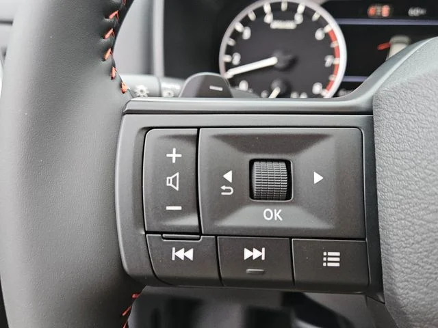 Used 2026 Black Nissan Rock Creek image 25
