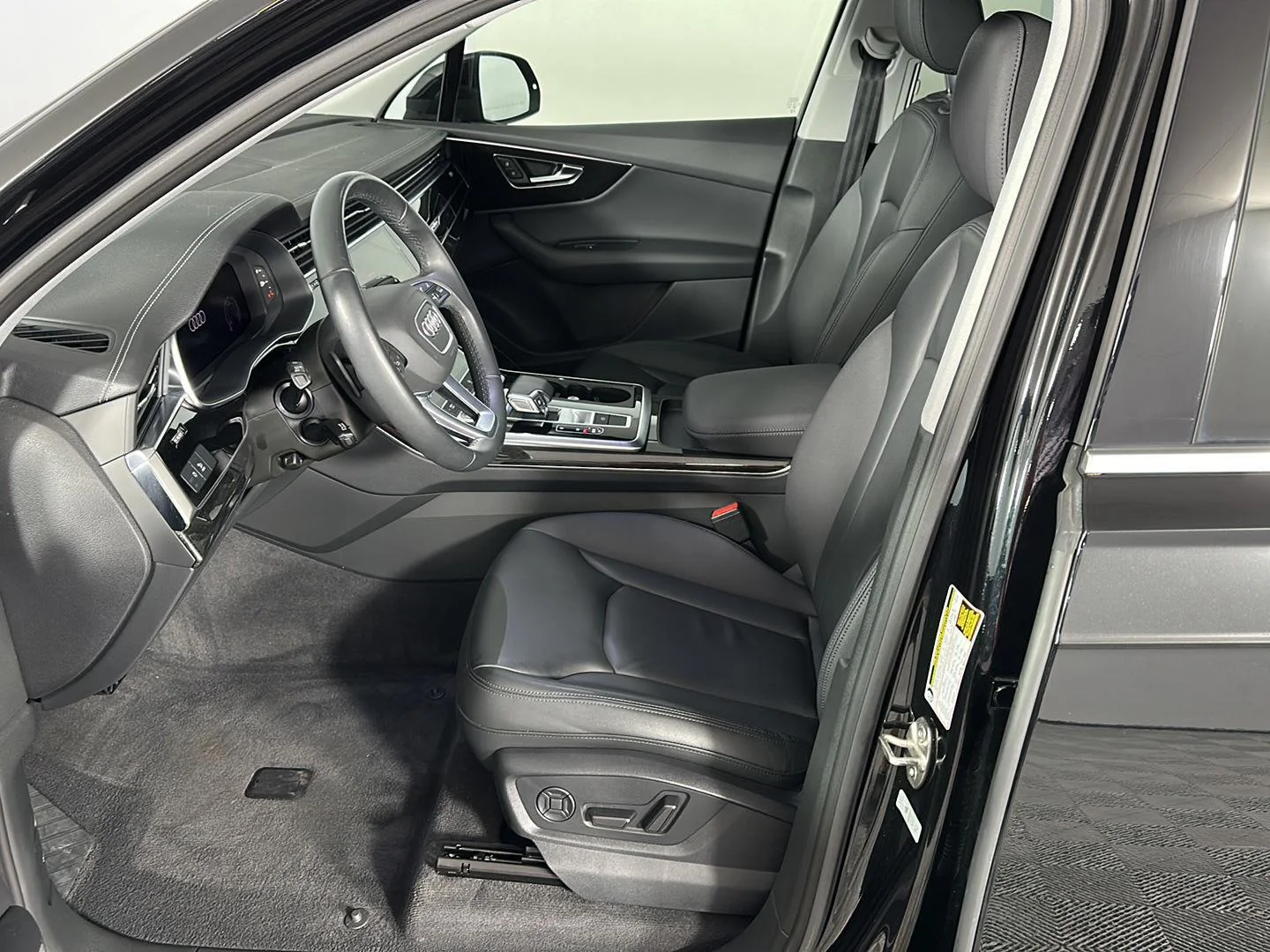 Used 2023 Mythos Black Metallic Audi Premium image 16