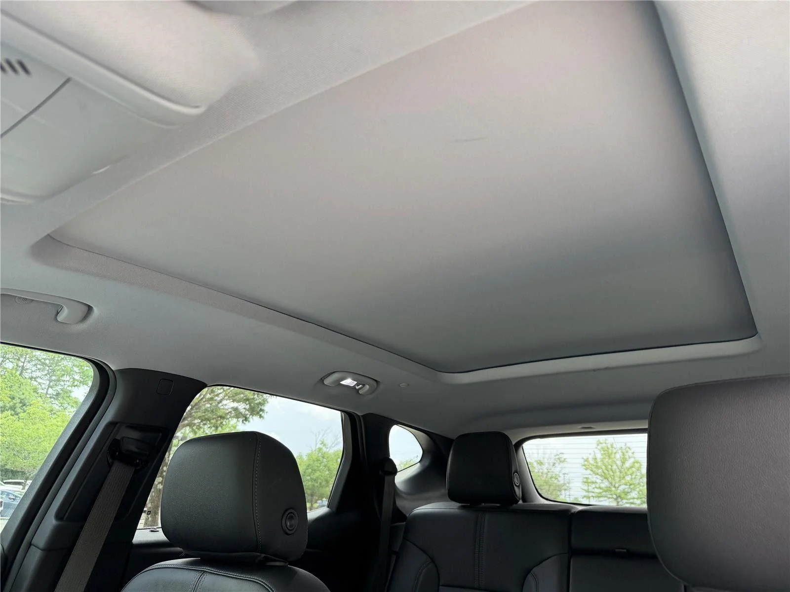 Used 2021 Silver Ice Metallic Chevrolet LT image 12