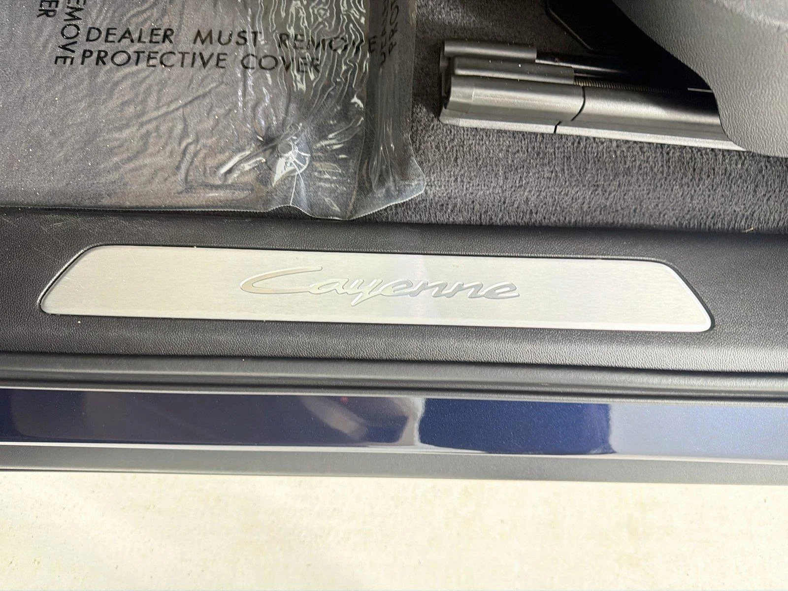 Certified Used 2024 Algarve Blue Metallic Porsche  image 11