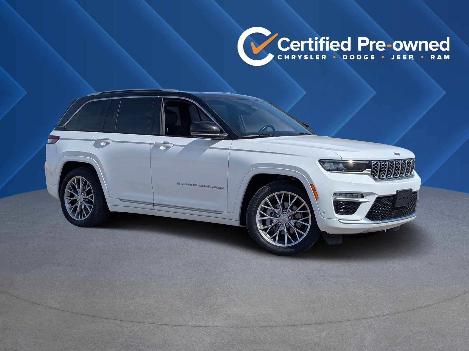 2022 Jeep Grand Cherokee Summit 4x4's photo
