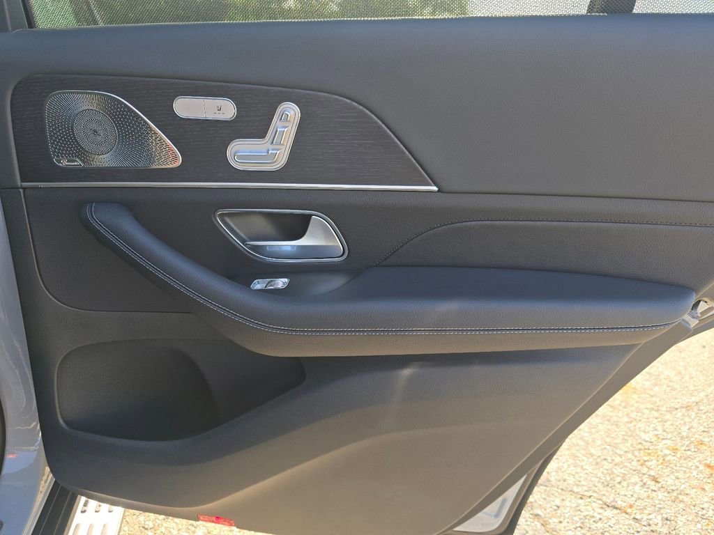 New 2026 MANUFAKTUR Alpine Grey Mercedes-Benz GLS 450 image 58