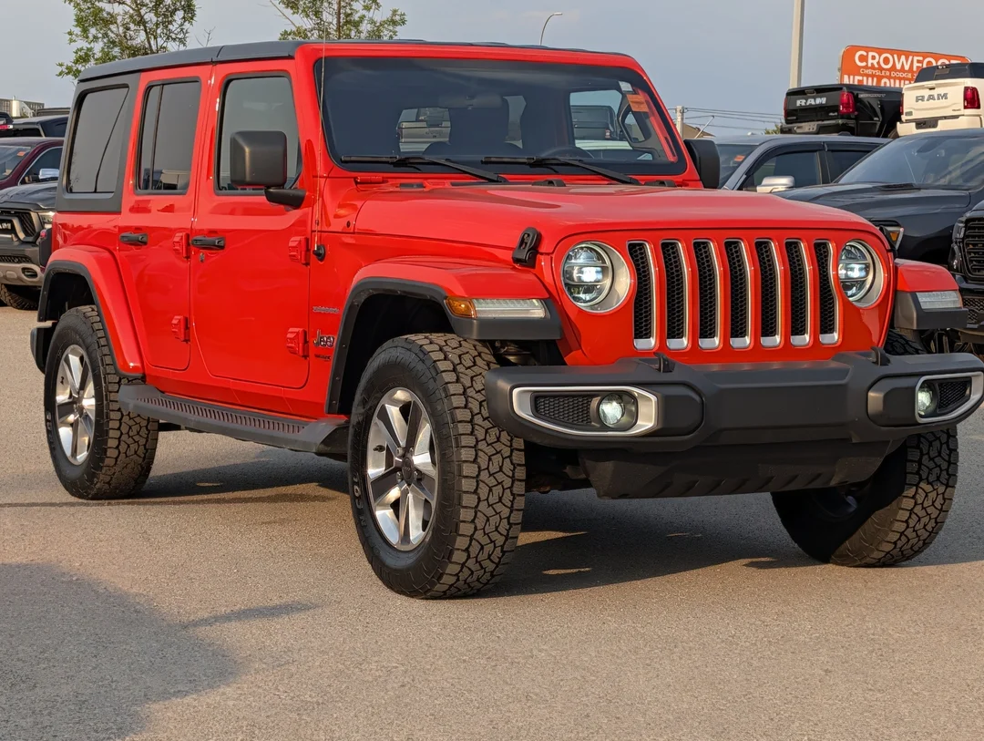 Used 2020 punk n metallic Jeep Sahara - - 4x4 - Leather Seats - Freedom Top - Remote Start & More! image 2