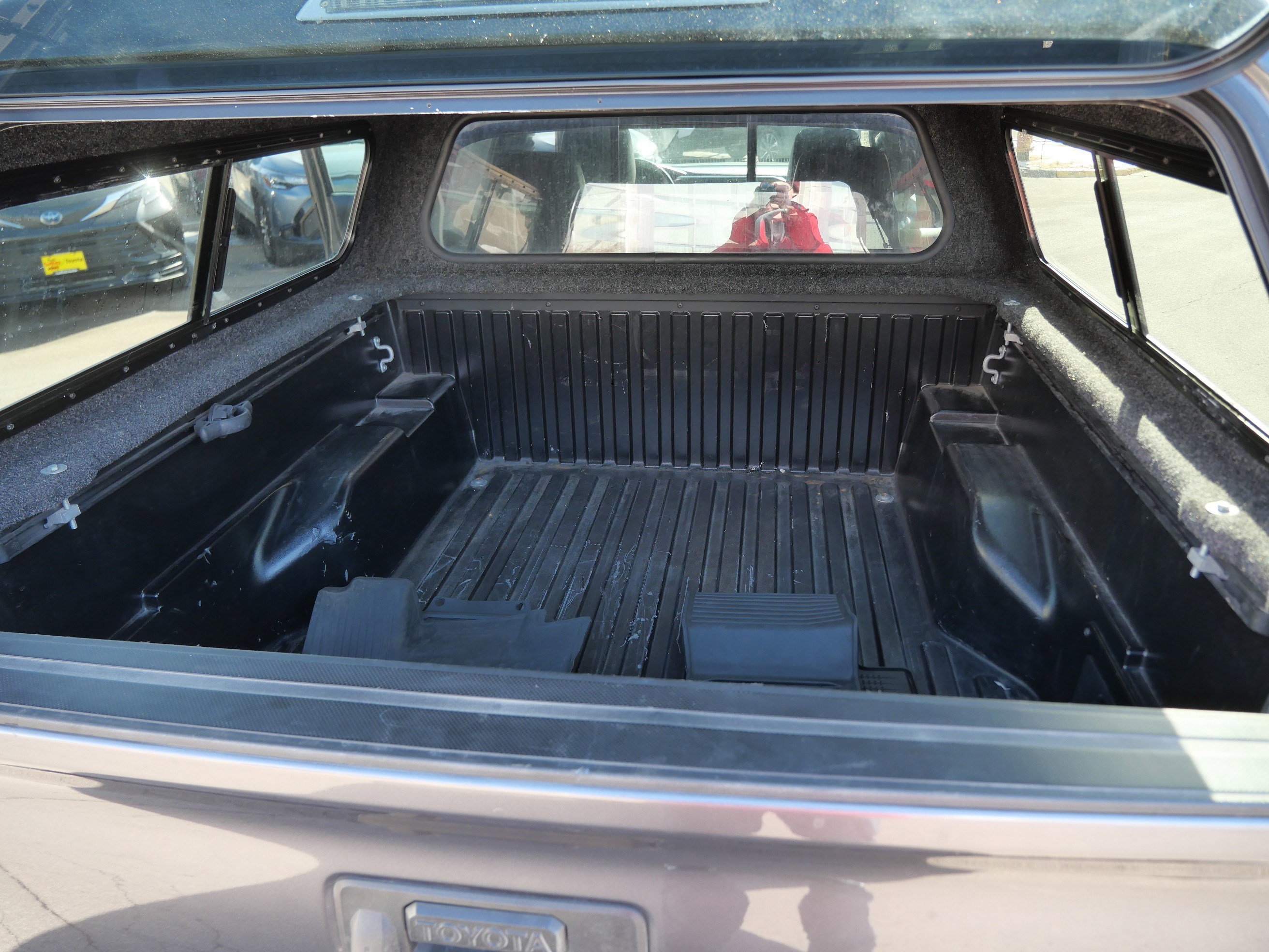 2021 Toyota Tacoma Limited - Photo 18