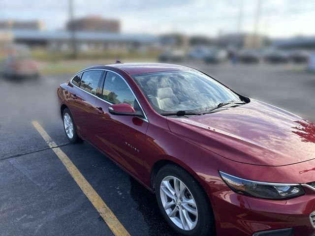 Used 2017 CAJUN RED TINTCOAT Chevrolet LT image 3
