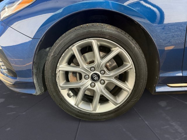 Used 2018 Blue Hyundai Sport 2.0T image 43
