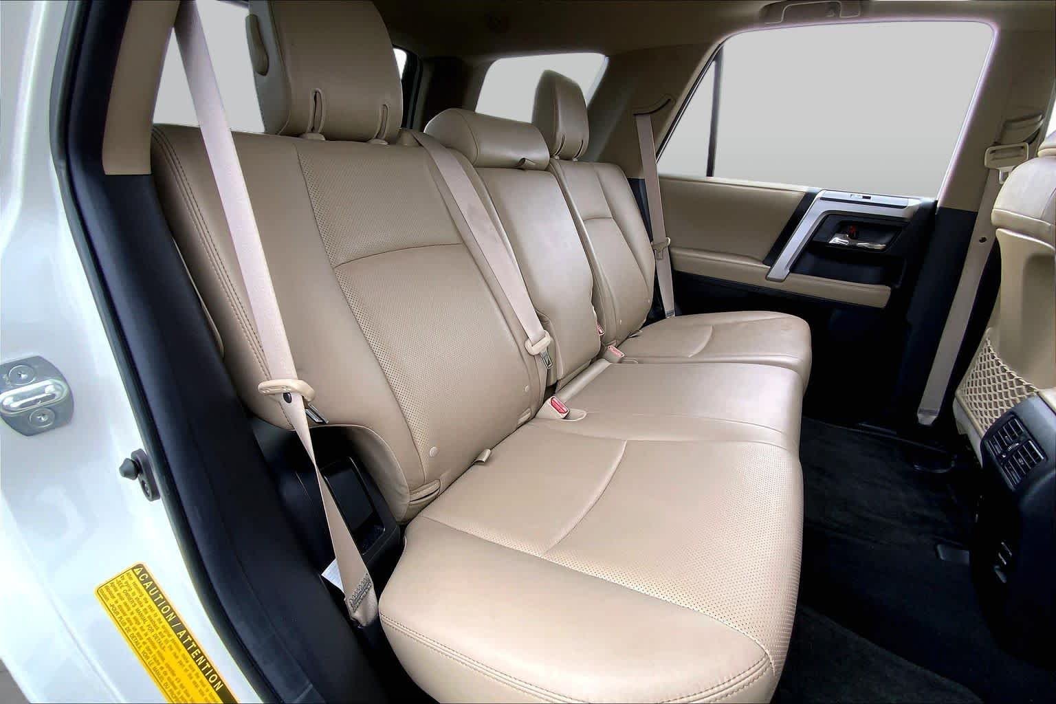 Used 2018 Blizzard Pearl Toyota Limited image 19
