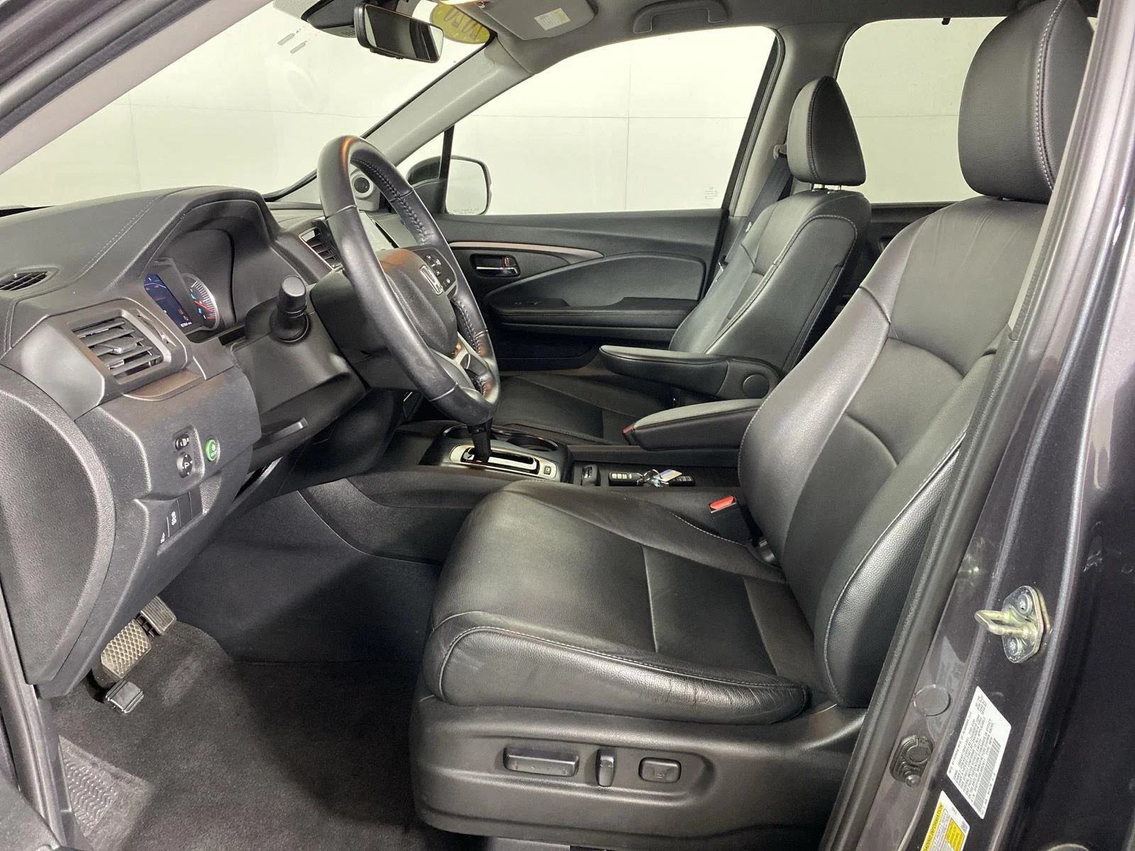 Used 2020 Modern Steel Metallic Honda EX-L image 13