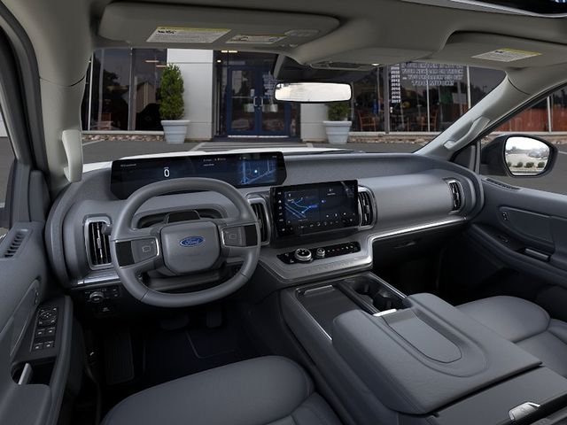 New 2026 Star White Metallic Tri-Coat Ford Active image 9