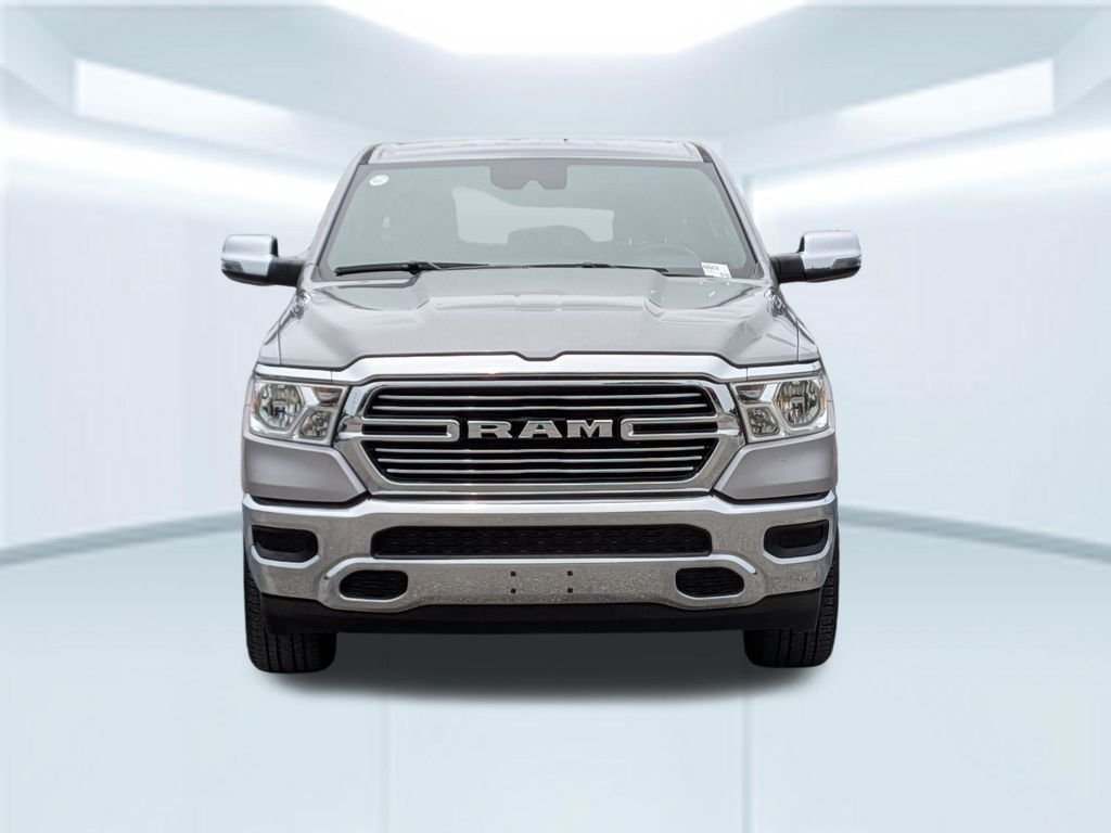 Used 2024 Silver Ram Laramie image 11