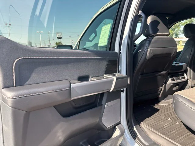 New 2026 Avalanche Ford Lariat® image 26