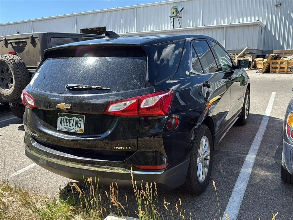 Used 2020 MOSAIC BLACK METALLIC Chevrolet LT image 3