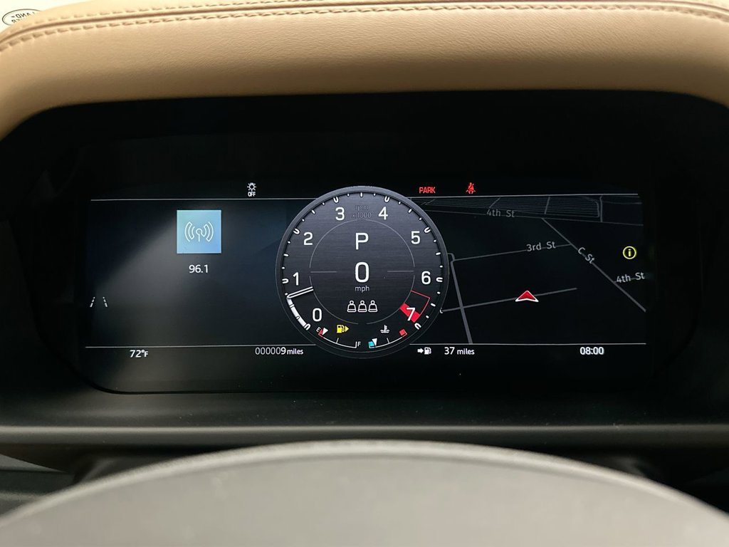 New 2026 Santorini Black Land Rover X-Dynamic SE image 16